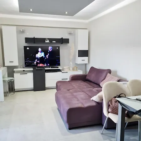 Anesis Apartament Néa Péramos